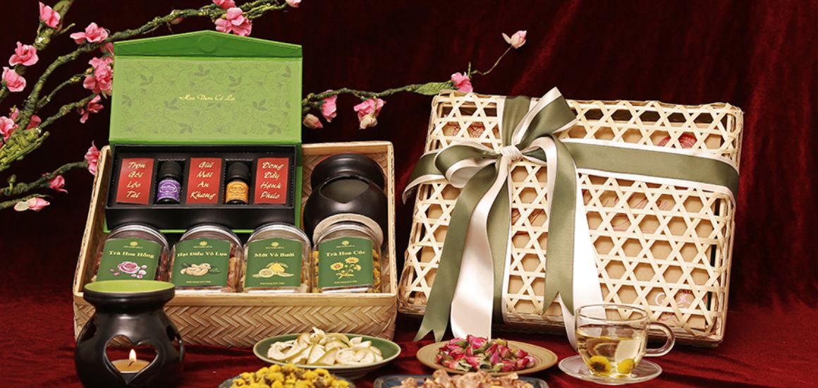 Chọn quà tết cho bố mẹ vợ tương lai