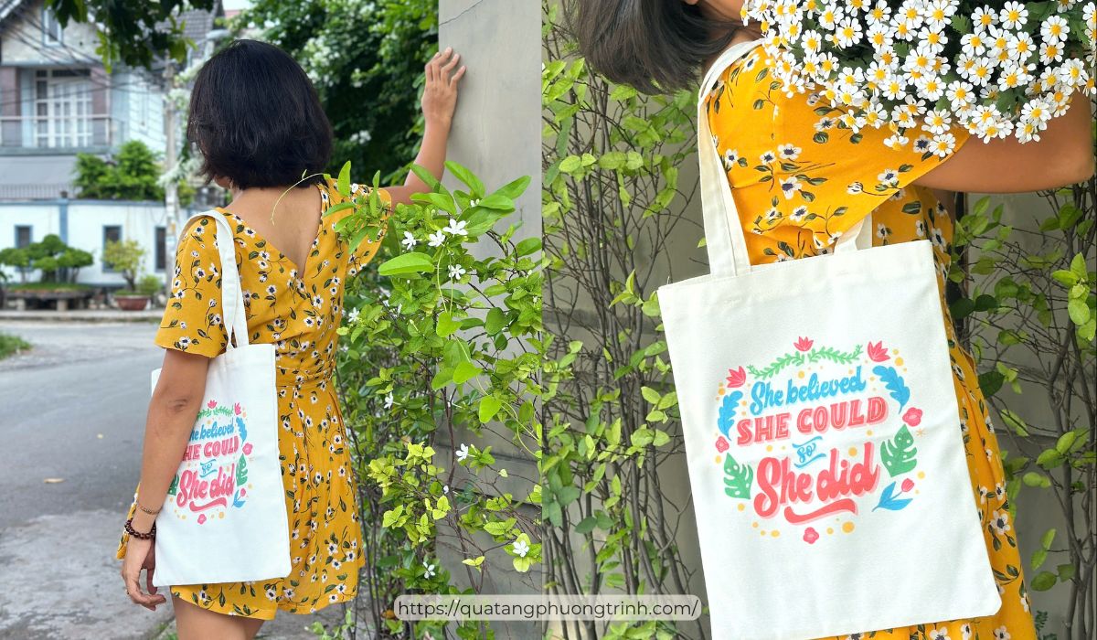 Mẫu túi tote kèm in ấn hoạ tiết thông điệp ý nghĩa dành tặng chị gái dịp 20/10
