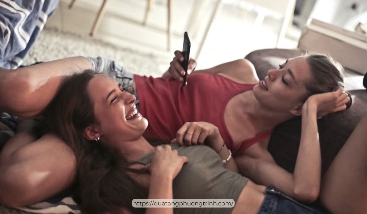 Nhiều nghiên cứu tâm lý cho thấy tình cảm giữa các chị em gái là mối quan hệ ngọt ngào nhất