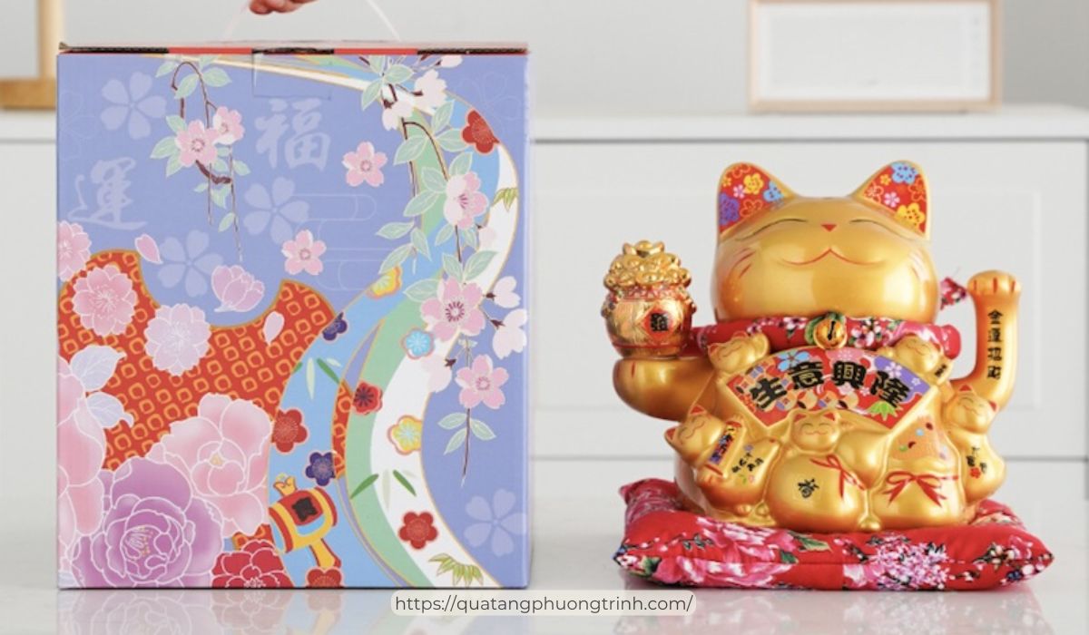 Mèo thần tài - Quà tặng khai trương cửa hàng quốc dân được ưa chuộng