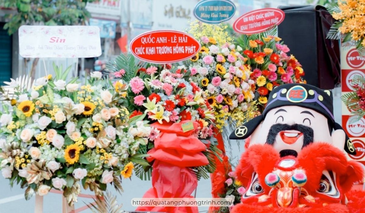 Quà tặng trong ngày khai trương cửa hàng là một cách giúp khai vận may mắn trong văn hoá người Á Đông